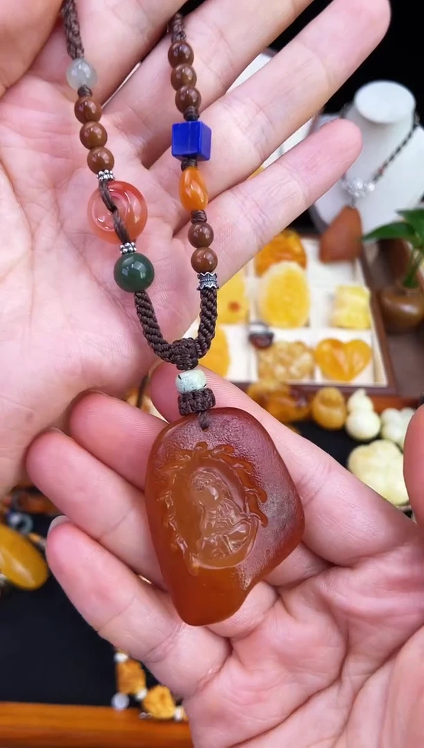 琥珀未镶嵌珠宝奇石柒月