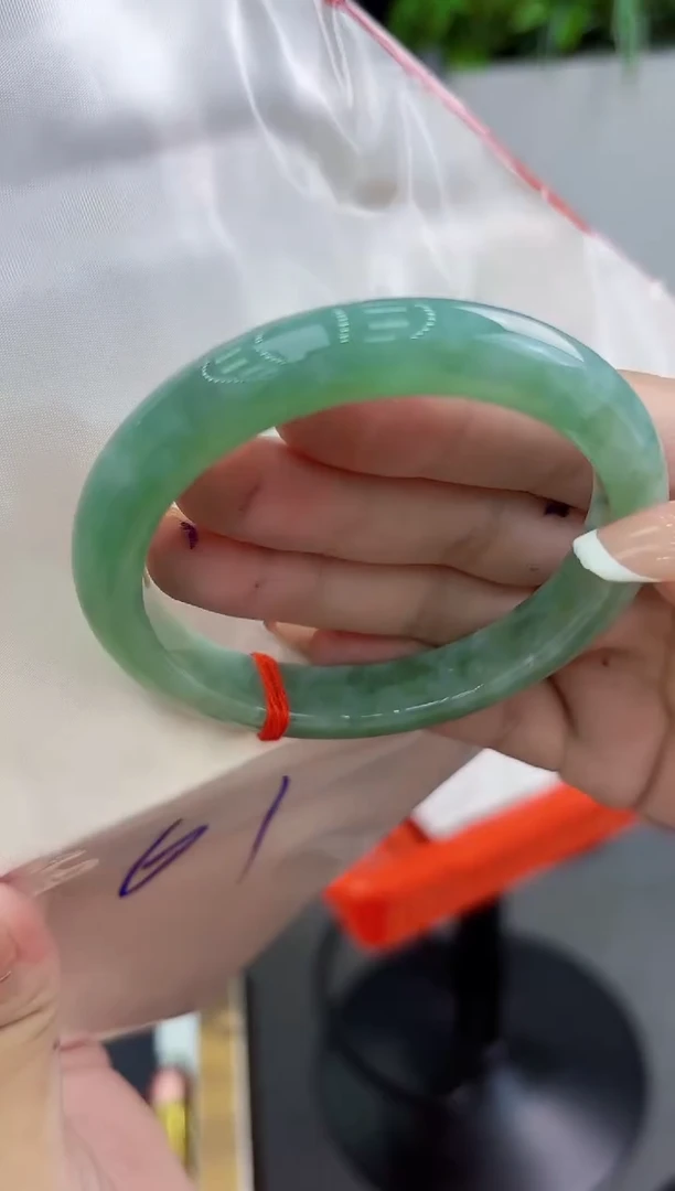 【闪购商品】翡翠手镯未镶嵌翡翠手镯