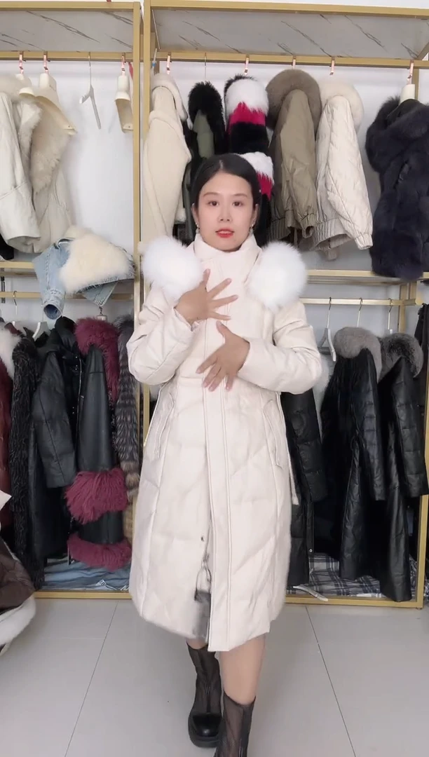 110-120可以穿皮羽绒