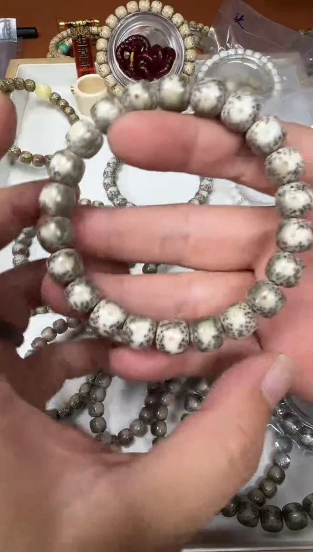 星月菩提手串S****_石玉双留白