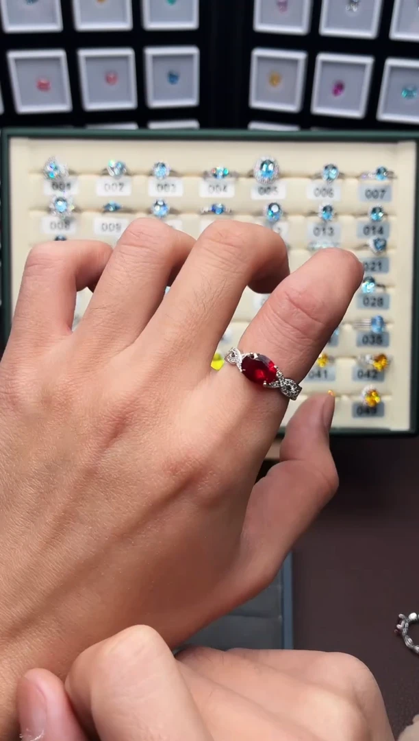 银S925镶嵌戒指红宝石111