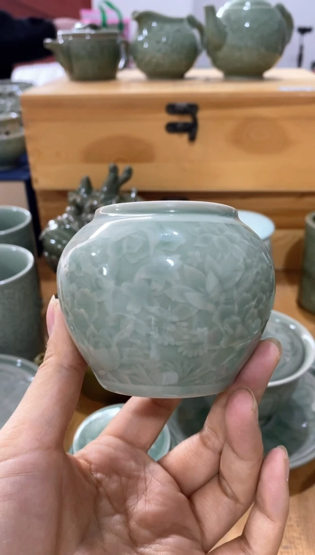 耀州窑微瑕百花茶叶罐【榛子】一个