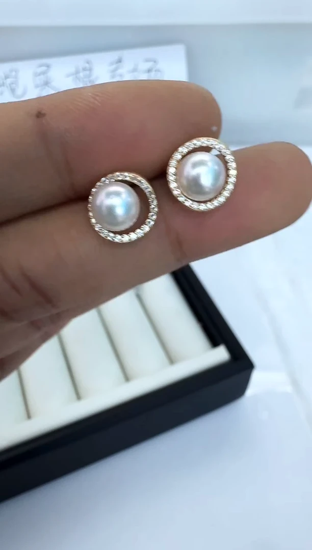 【闪购商品】海水珍珠耳饰银S925镶嵌耳钉