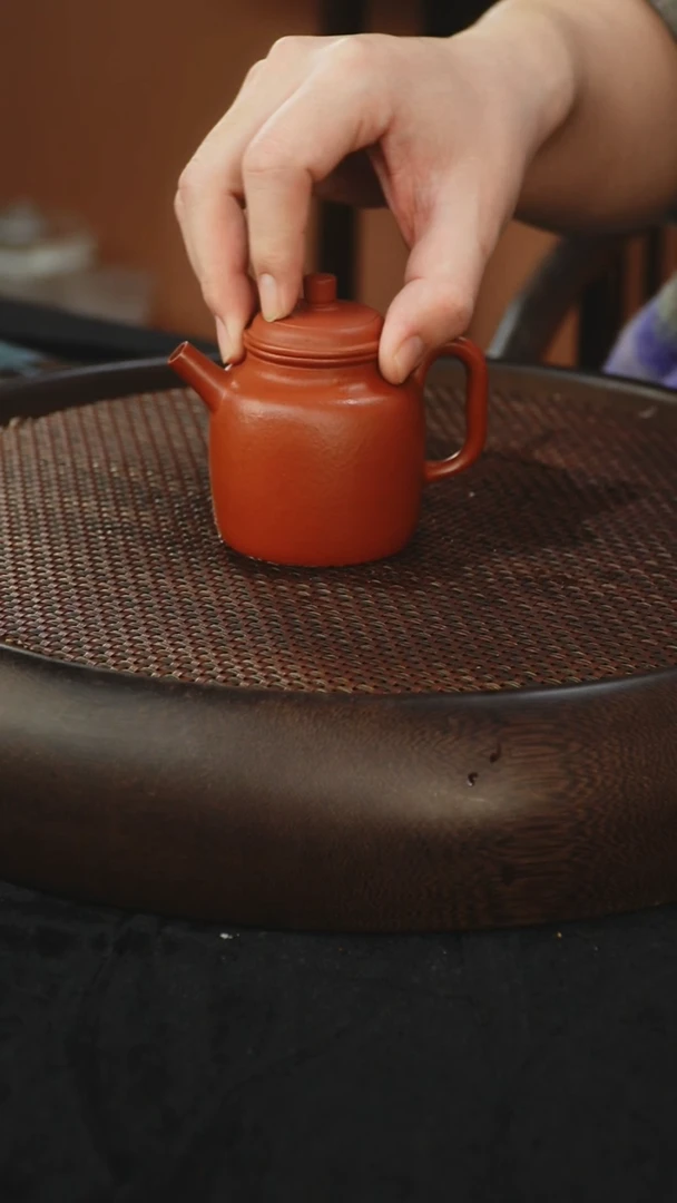 茶壶紫砂高德钟 朱泥