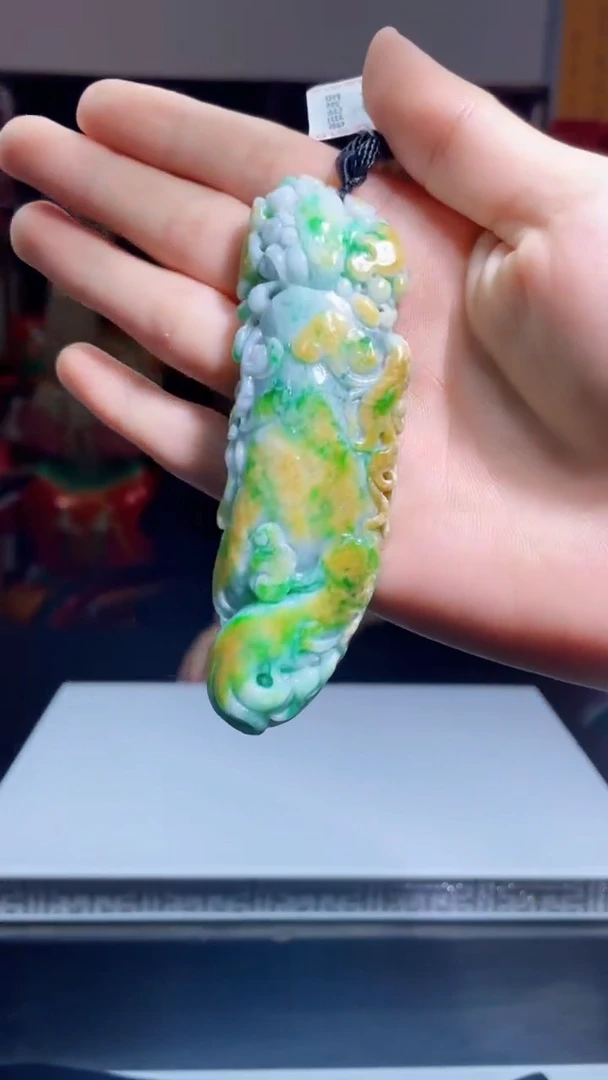 【闪购商品】翡翠吊坠(不含链)未镶嵌A143