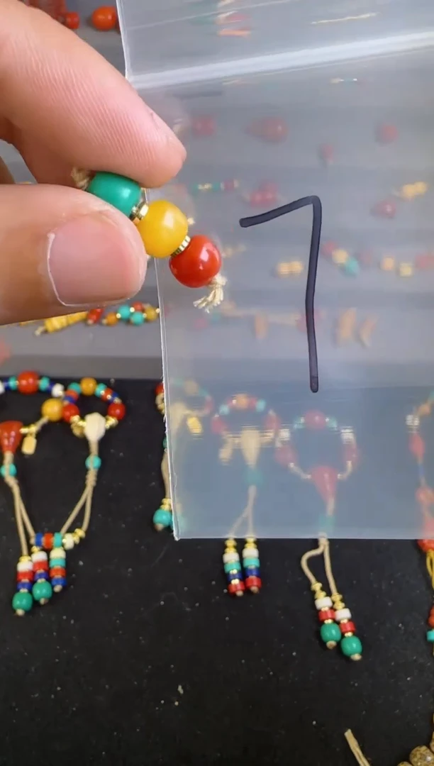 【闪购商品】蜜蜡裸石未镶嵌多样性发货