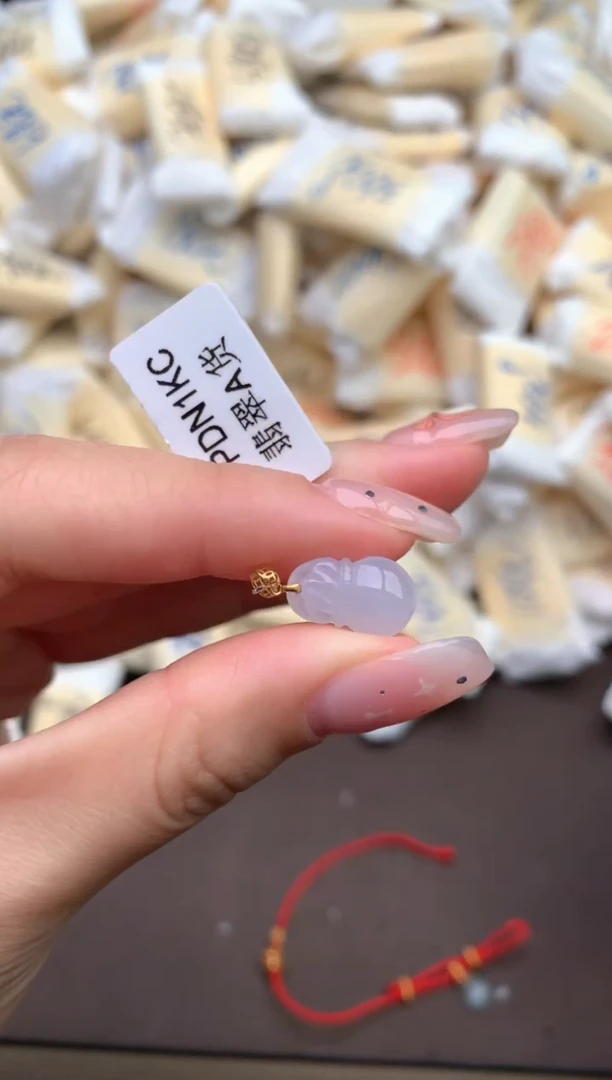 【闪购商品】翡翠挂件18K金镶嵌—