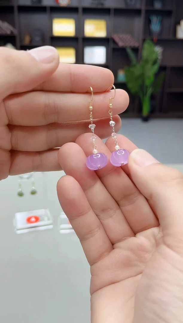 未镶嵌石英质玉（天山翠）耳饰W04