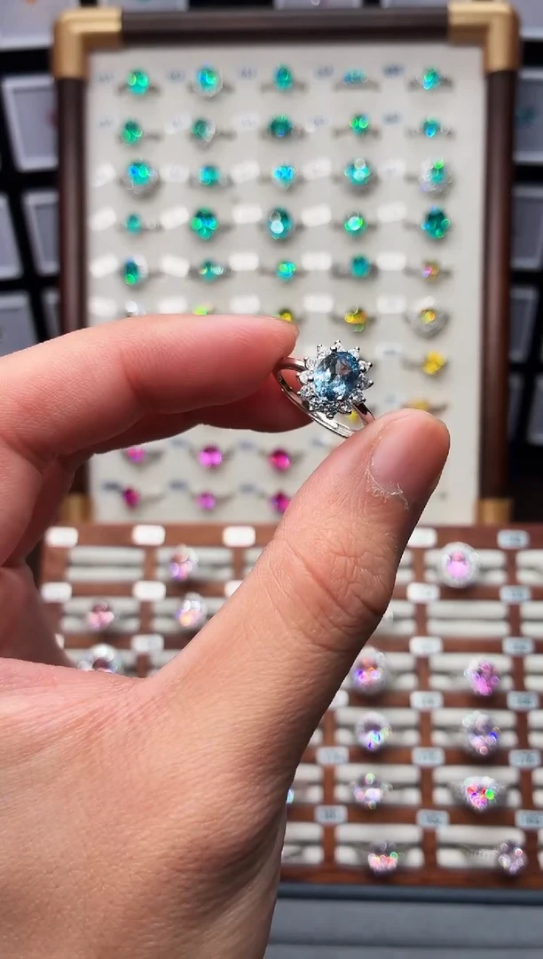 银S925镶嵌戒指海蓝宝石1888