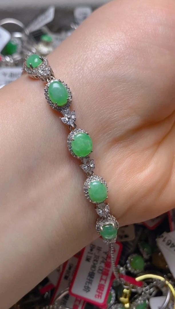 银S925镶嵌戒指翡翠百内无证书