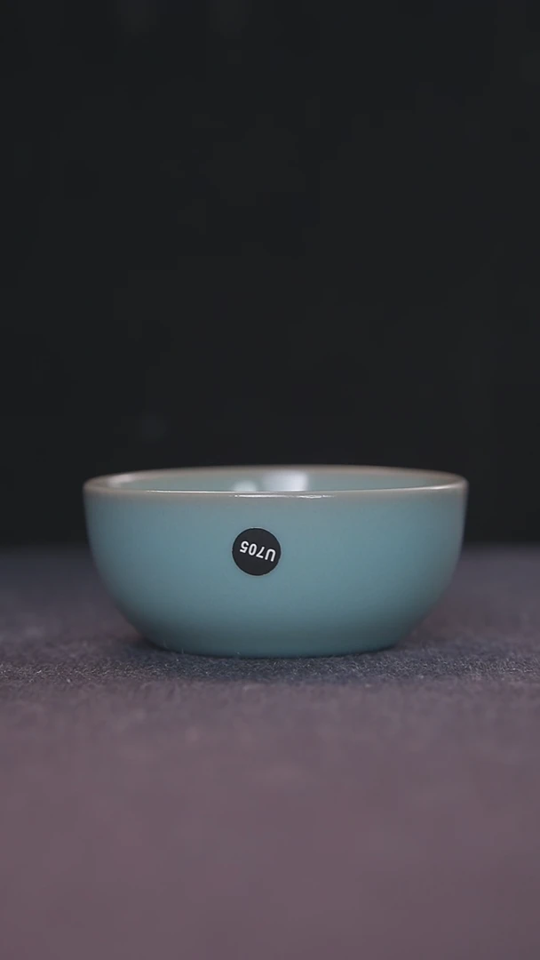 仿古天青无纹普洱杯100cc精品