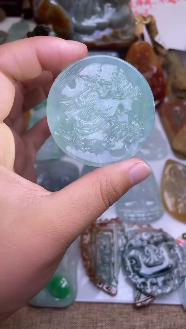 颈饰未镶嵌翡翠山水