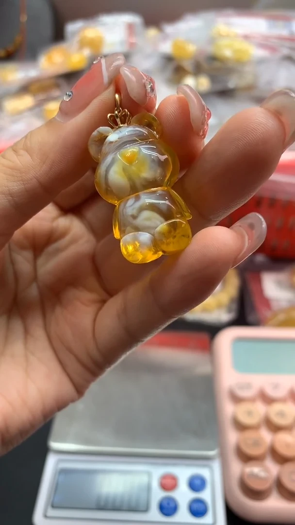 18K金镶嵌琥珀珠宝奇石小****?255/7发1