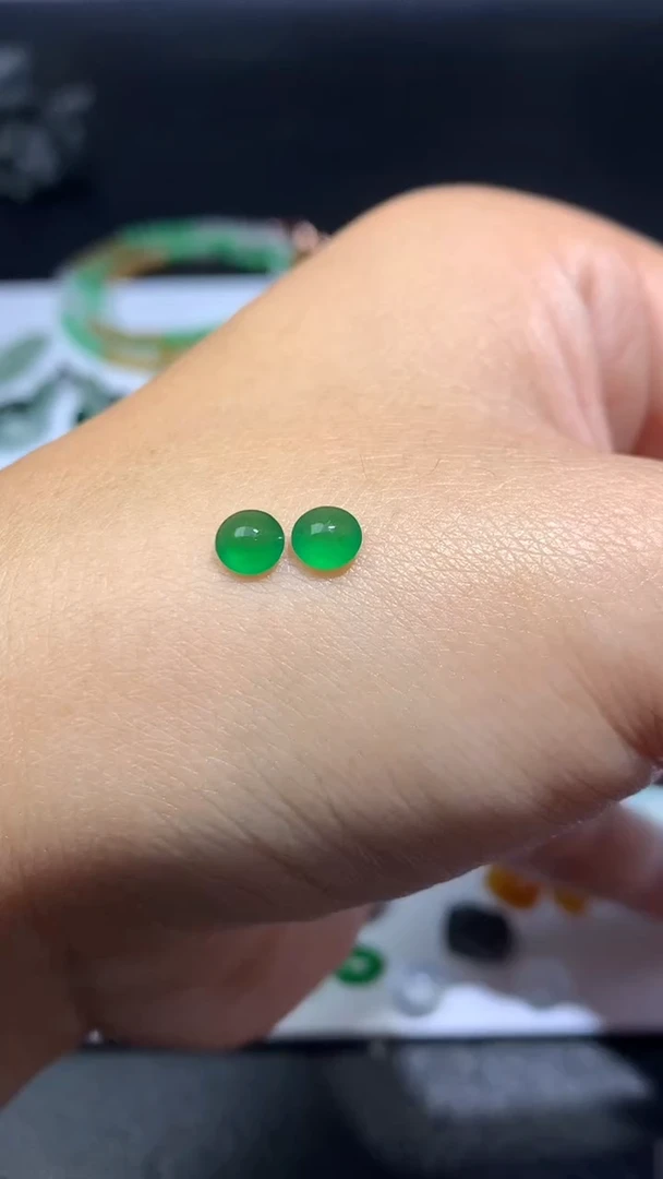 未镶嵌定制翡翠毛货