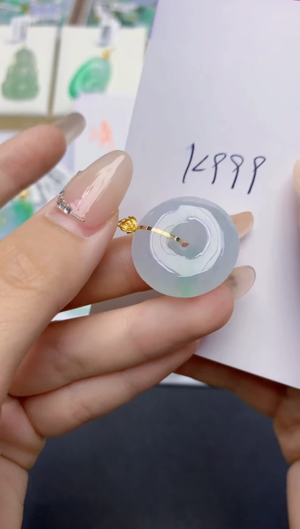 翡翠18K金镶嵌颈饰天然缅甸A货翡翠