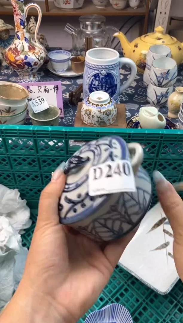 瓷片[○･｀Д´･ ○][○･｀Д´･ ○]