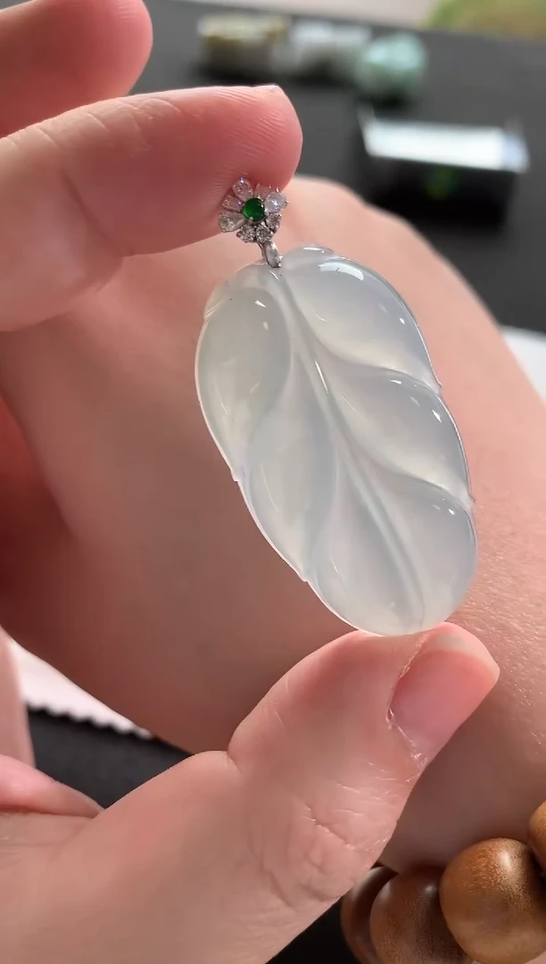 未镶嵌挂件翡翠叶子F1674