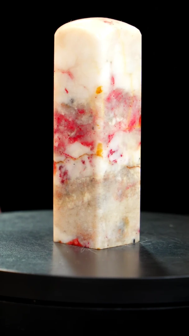 鸡血石白冻鸡血石