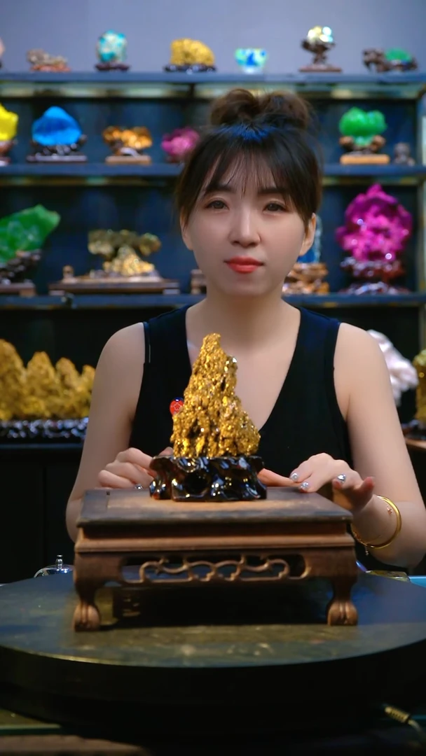 石材精品斑铜矿，矿物晶体摆件
