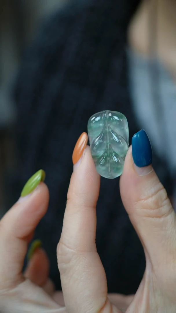 未镶嵌挂件翡翠30-裸石/姿/1