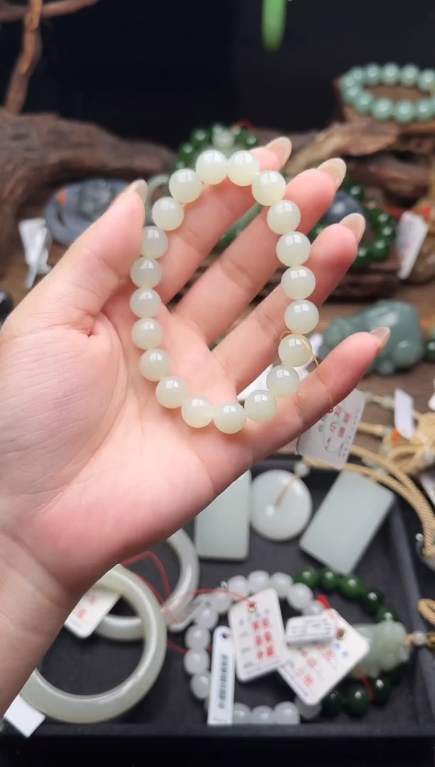未镶嵌手串和田玉卡10且末青白 圆珠9009343