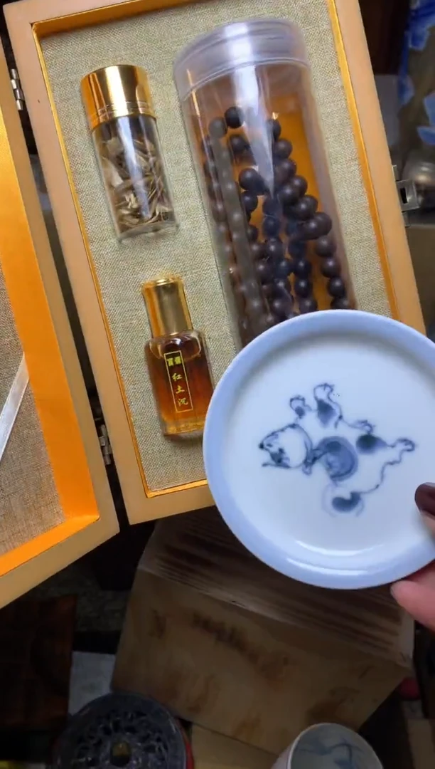 紫砂盖碗瓷器默认微瑕瓷器