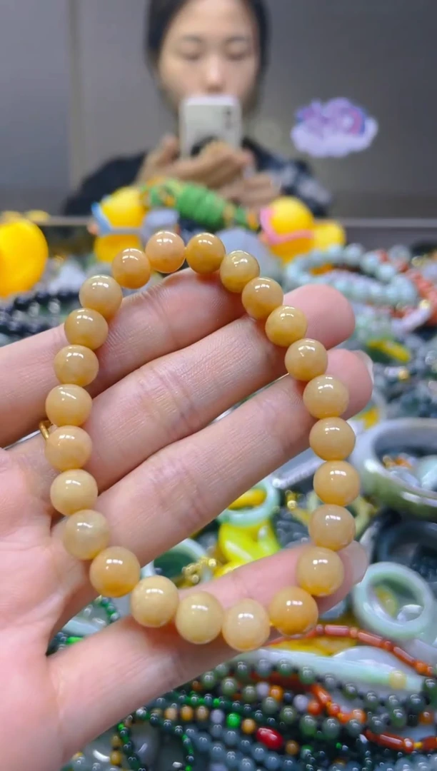 翡翠未镶嵌颈饰7MM/U/翡翠A货，一件也是批发价