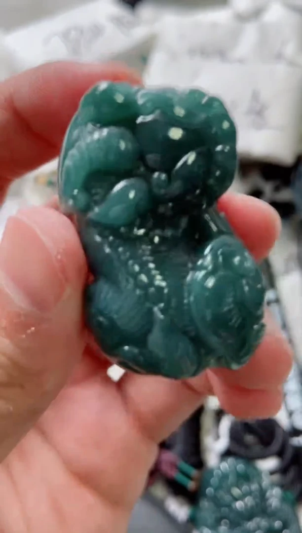 颈饰未镶嵌翡翠8