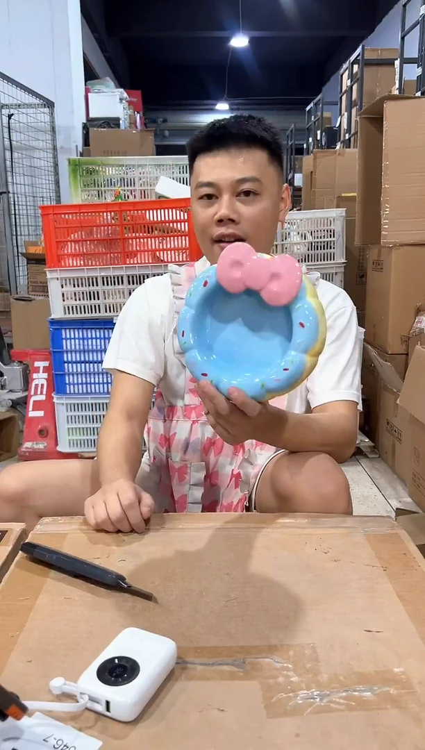 瓷片蛋糕蝴蝶结甜甜圈狗粮碗