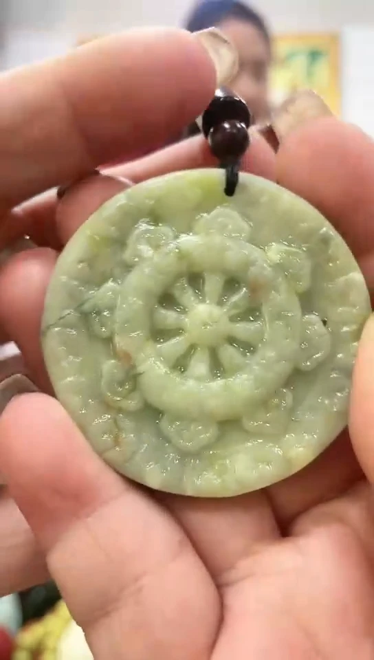 未镶嵌岫玉挂件 1