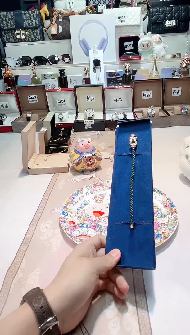 瓷片瓷器 库房到期 全部地板价@@1