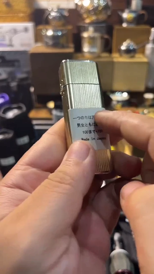 瓷片闪购商品 如图所示