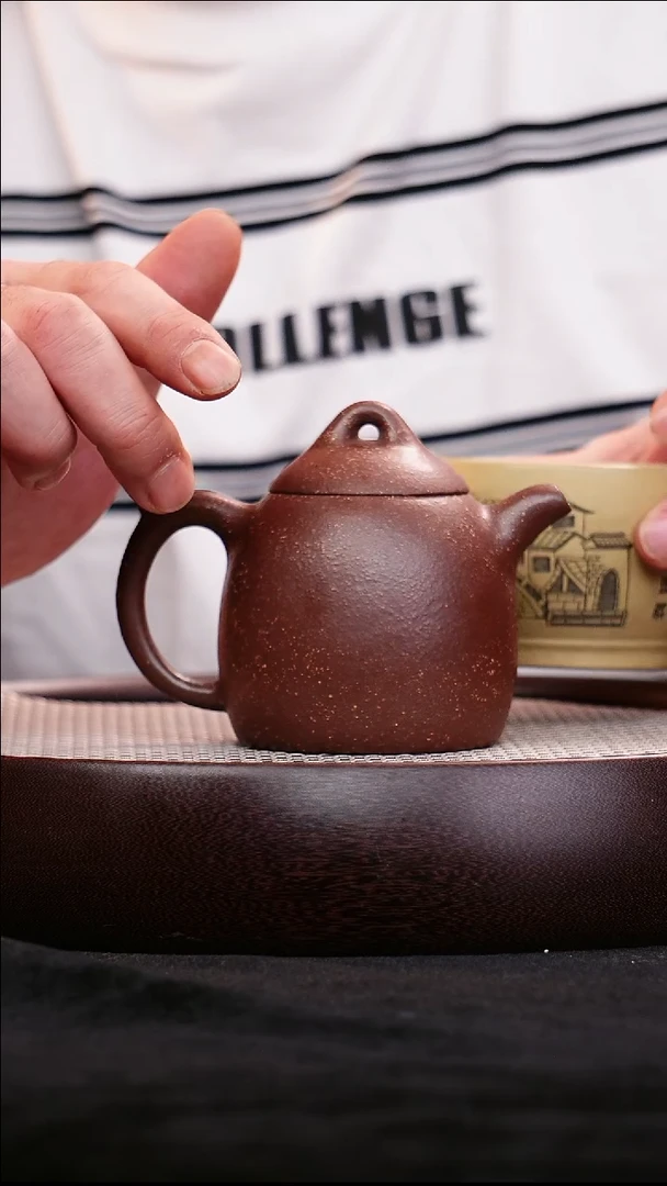 茶壶紫砂宜兴紫砂壶秦权