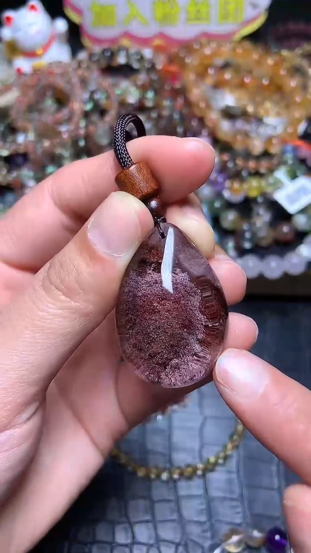 【闪购商品】水晶吊坠(赠链)未镶嵌68