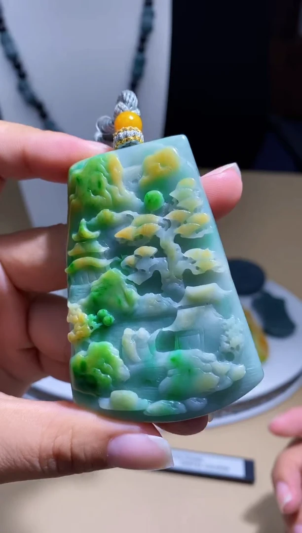未镶嵌定制翡翠挂件