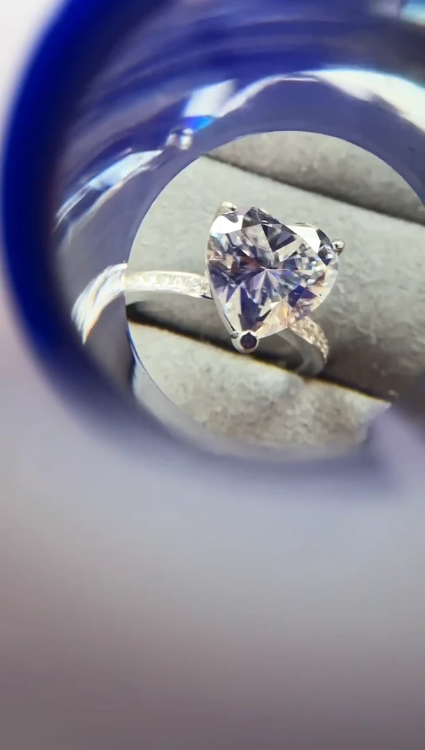 主播定制链接 裸石爱心戒指5ct  定制圈口