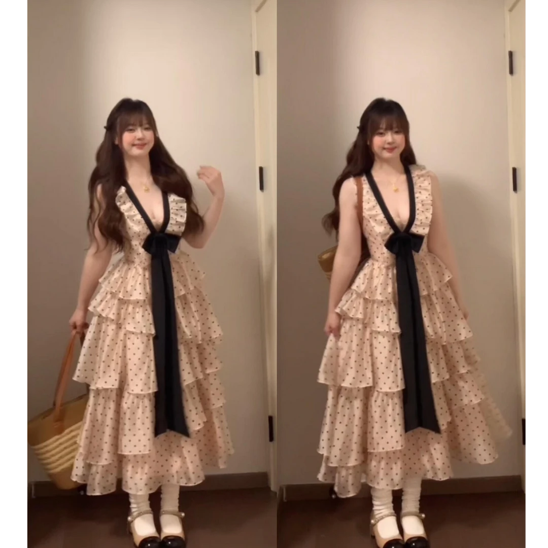 MARIE.COCO夏日绝美法式高级感重工不规则裙摆波点连衣裙度假长裙