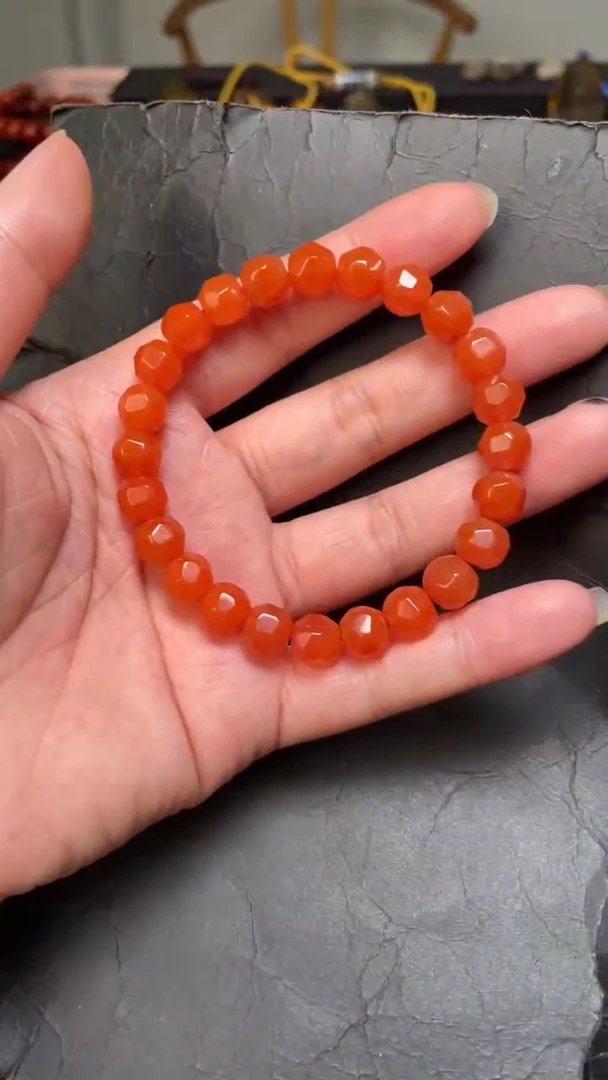 未镶嵌37南红玛瑙手串