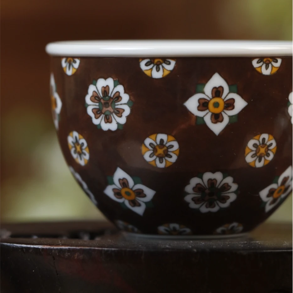 设色窑 唐琵琶纹小缸杯