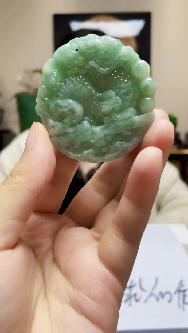 颈饰未镶嵌翡翠吊坠4