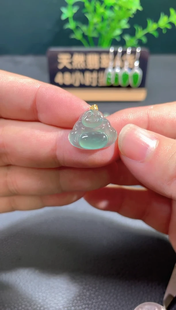 【闪购商品】翡翠颈饰18K金镶嵌翡翠