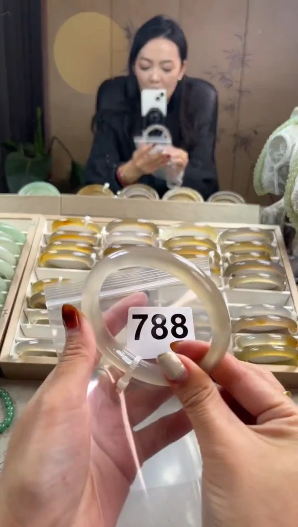 手镯玛瑙/玉髓未镶嵌麦****?788