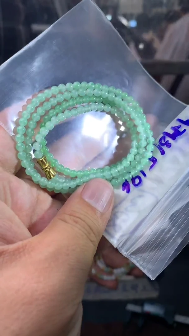 定制翡翠未镶嵌翡翠珠串