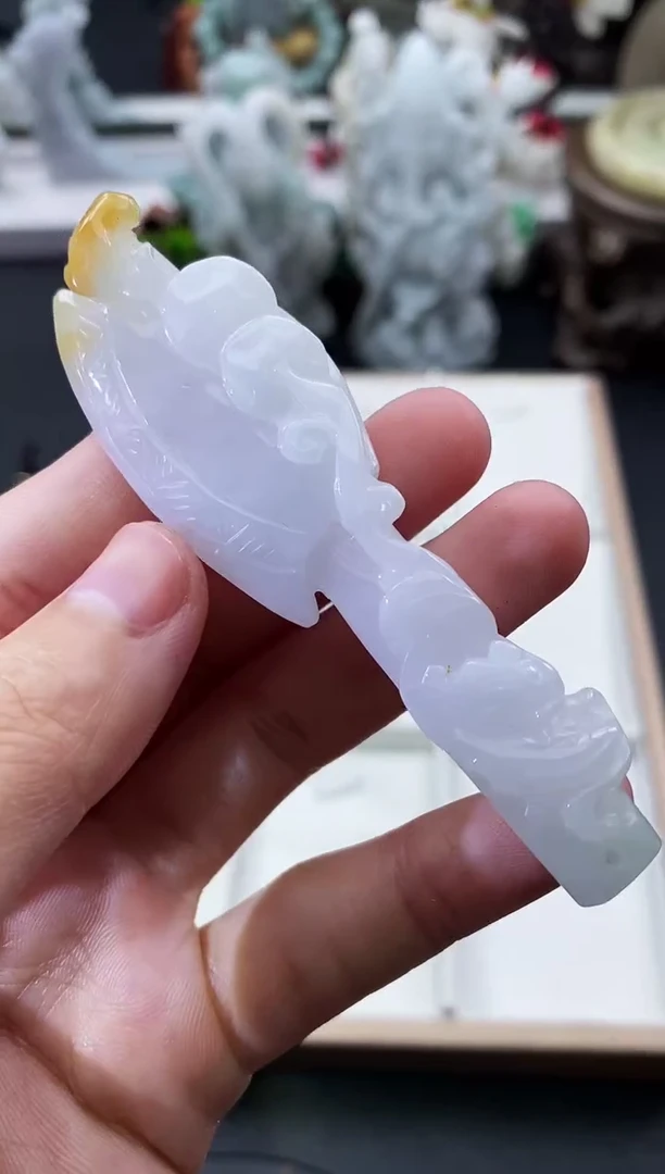 翡翠未镶嵌颈饰天然缅甸A货翡翠