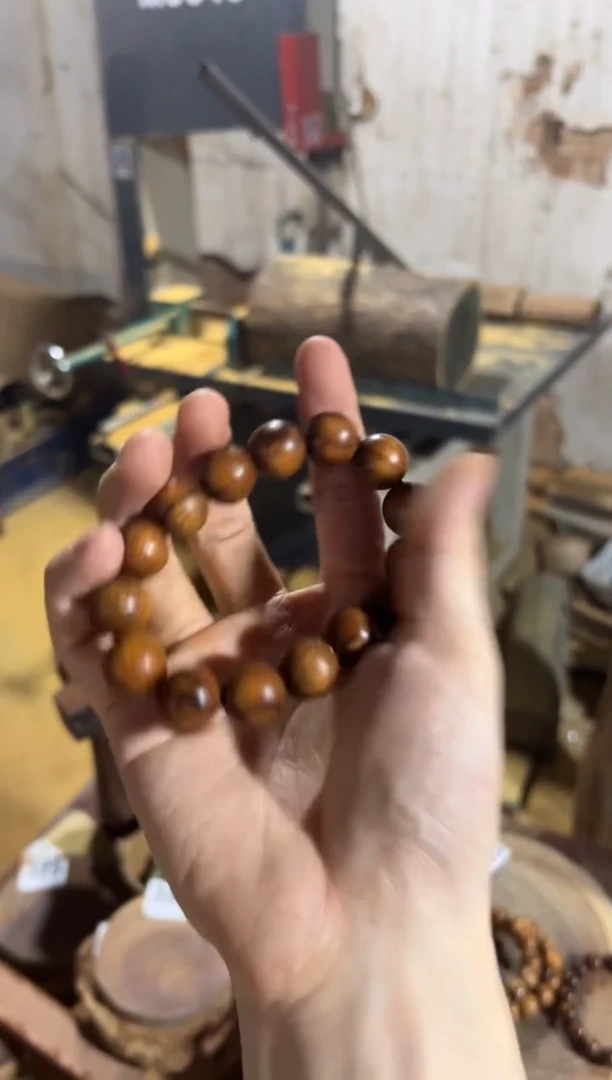 木靓**鱼花奇楠成品手串卡1.5