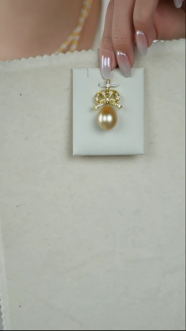 【闪购商品】海水珍珠颈饰银S925镶嵌1314