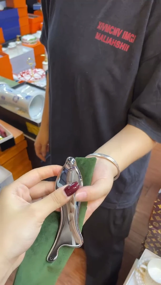 杯鸿辉家品牌瓷器，京东包邮！