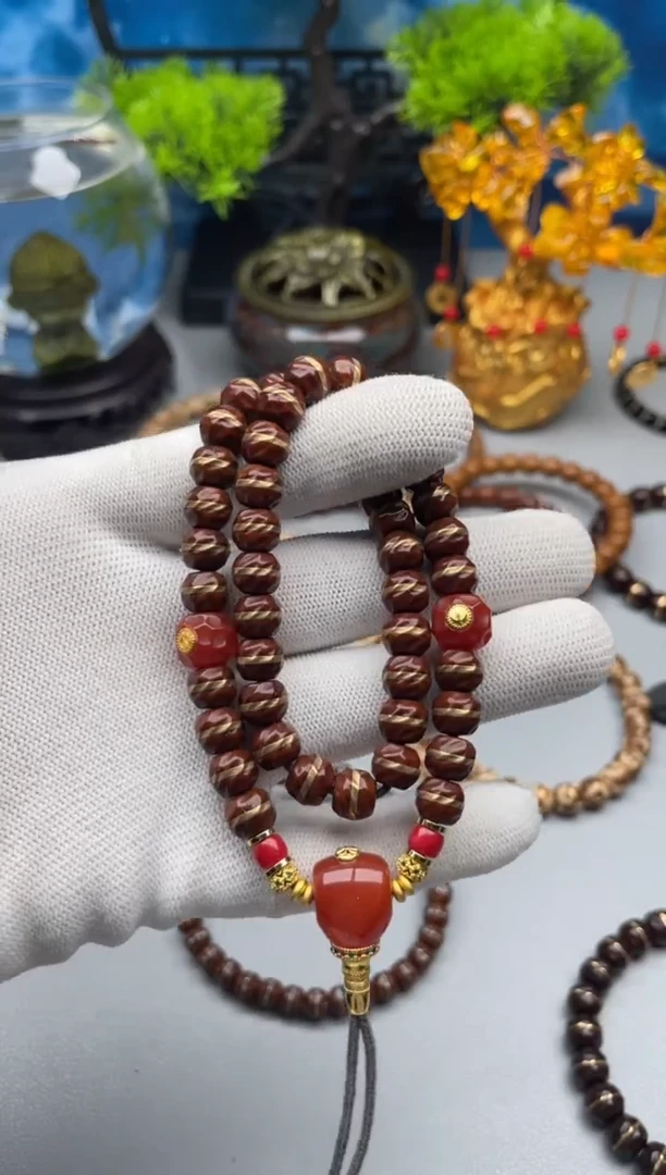 【闪购商品】紫金鼠手串一线天手持31