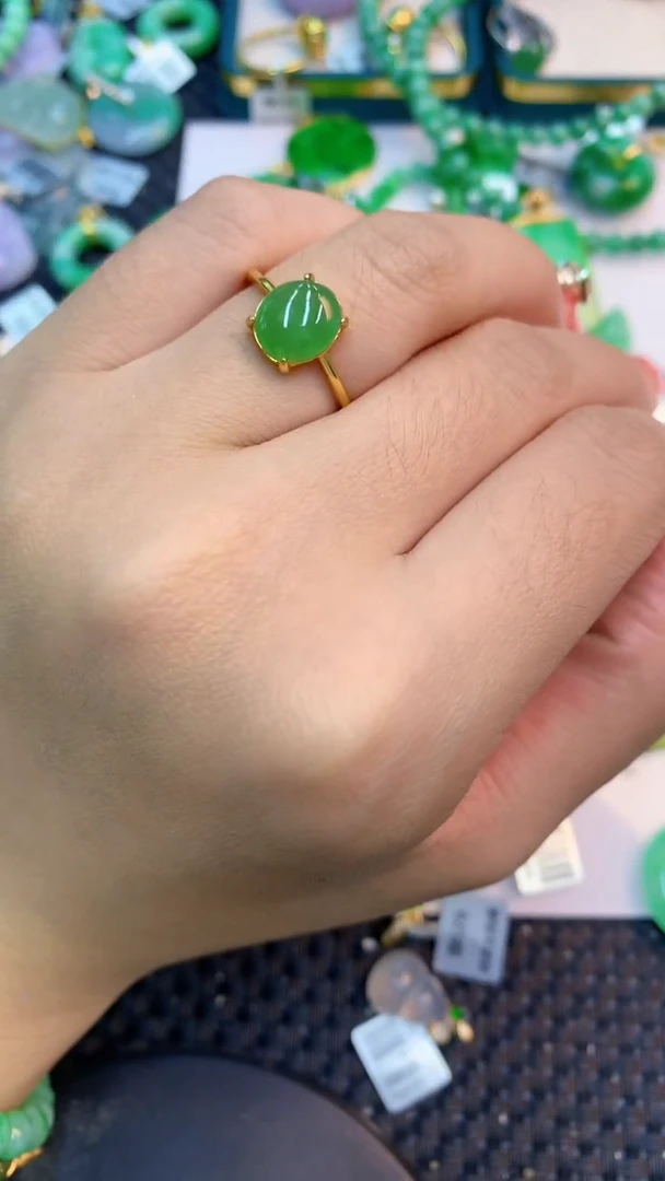 颈饰未镶嵌翡翠1