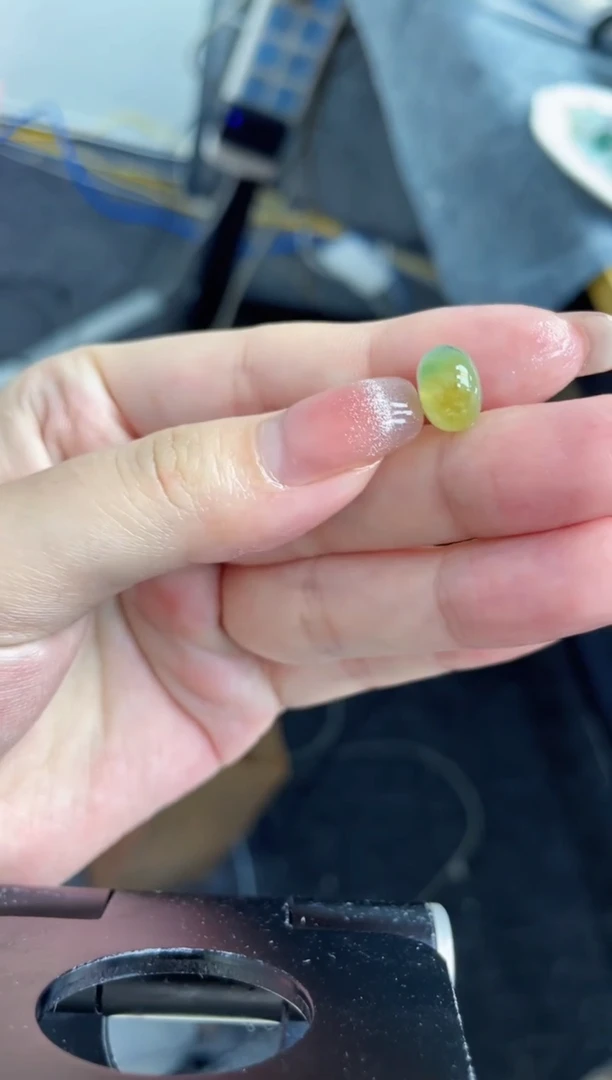 【闪购商品】定制翡翠未镶嵌珠子